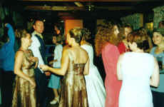 Dancing3.jpg (380986 bytes)